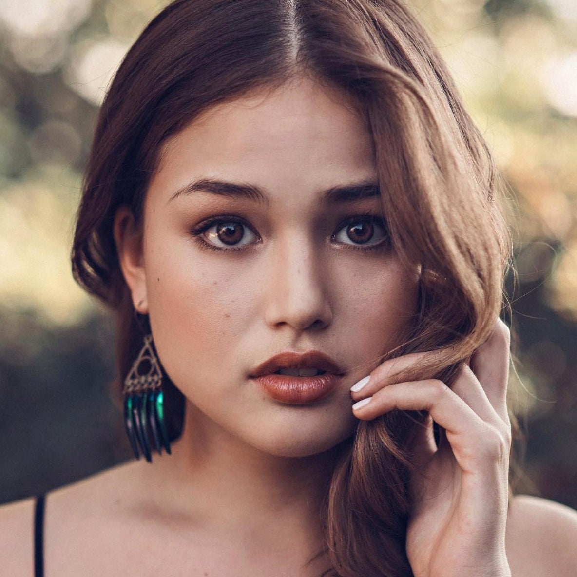 Real beetle wing earrings Fringe earring scarab beetle earrings Edgy earrings Gold triangle earrings Jewel beetle Green elytra