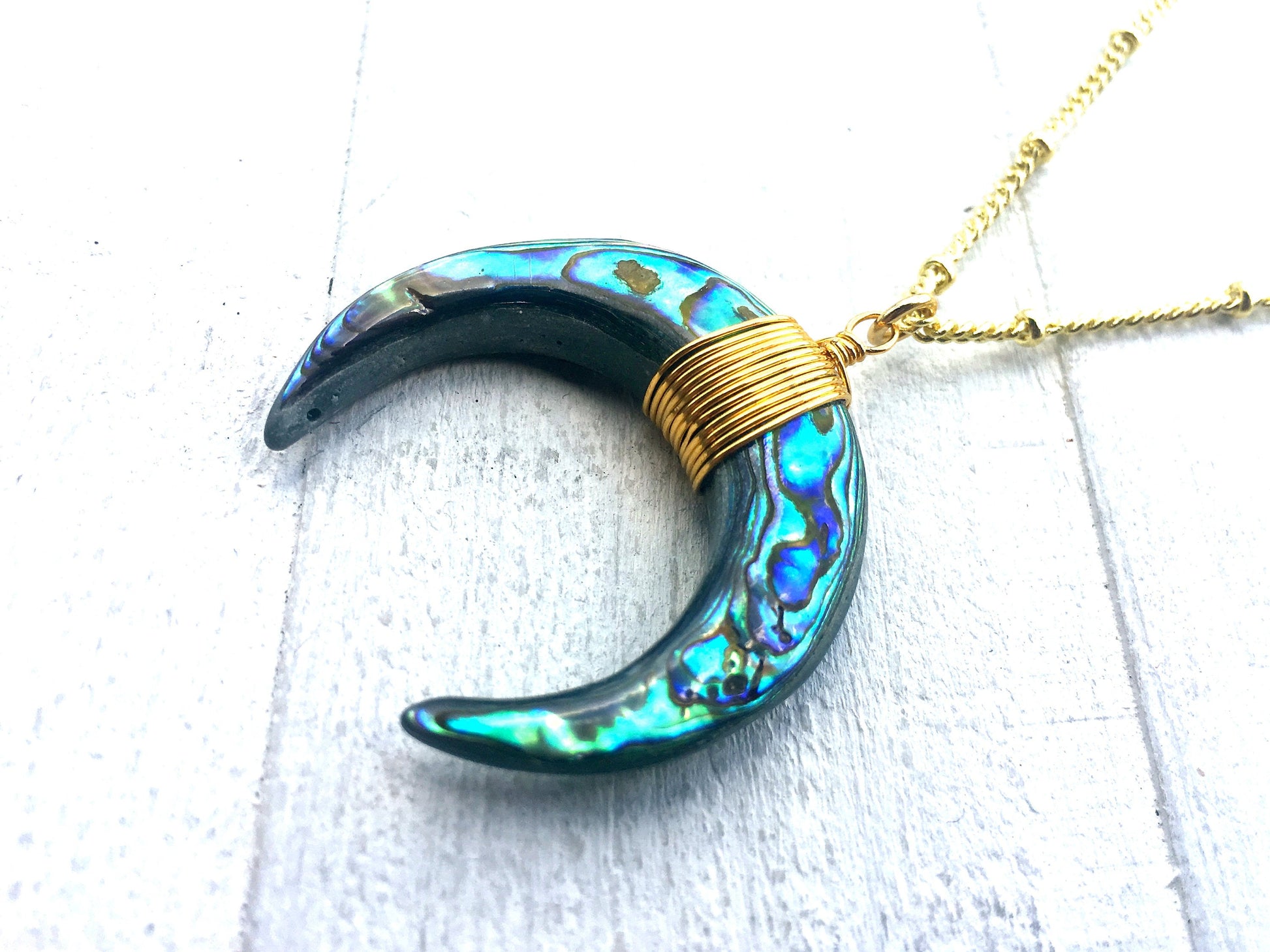 Abalone necklace for women Horn shell necklace Abalone shell necklace Gold horn necklace Upside down moon necklace Paua shell necklace