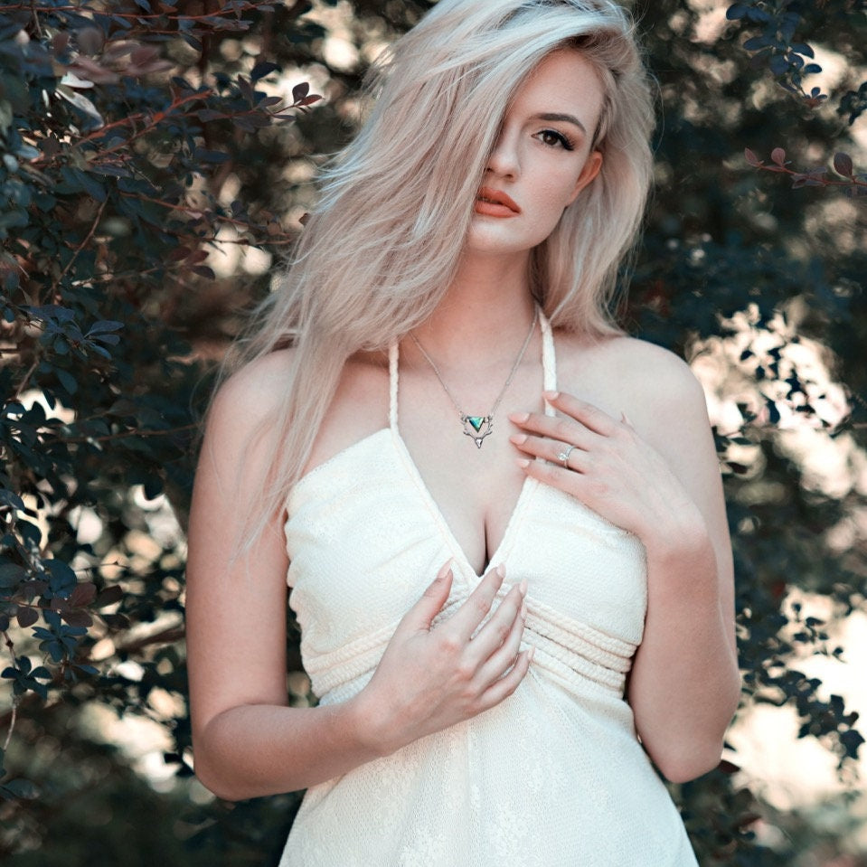 Deer necklace for women Raw labradorite necklace Christmas gifts for her friend Antler necklace Reindeer necklace Deer skull necklace