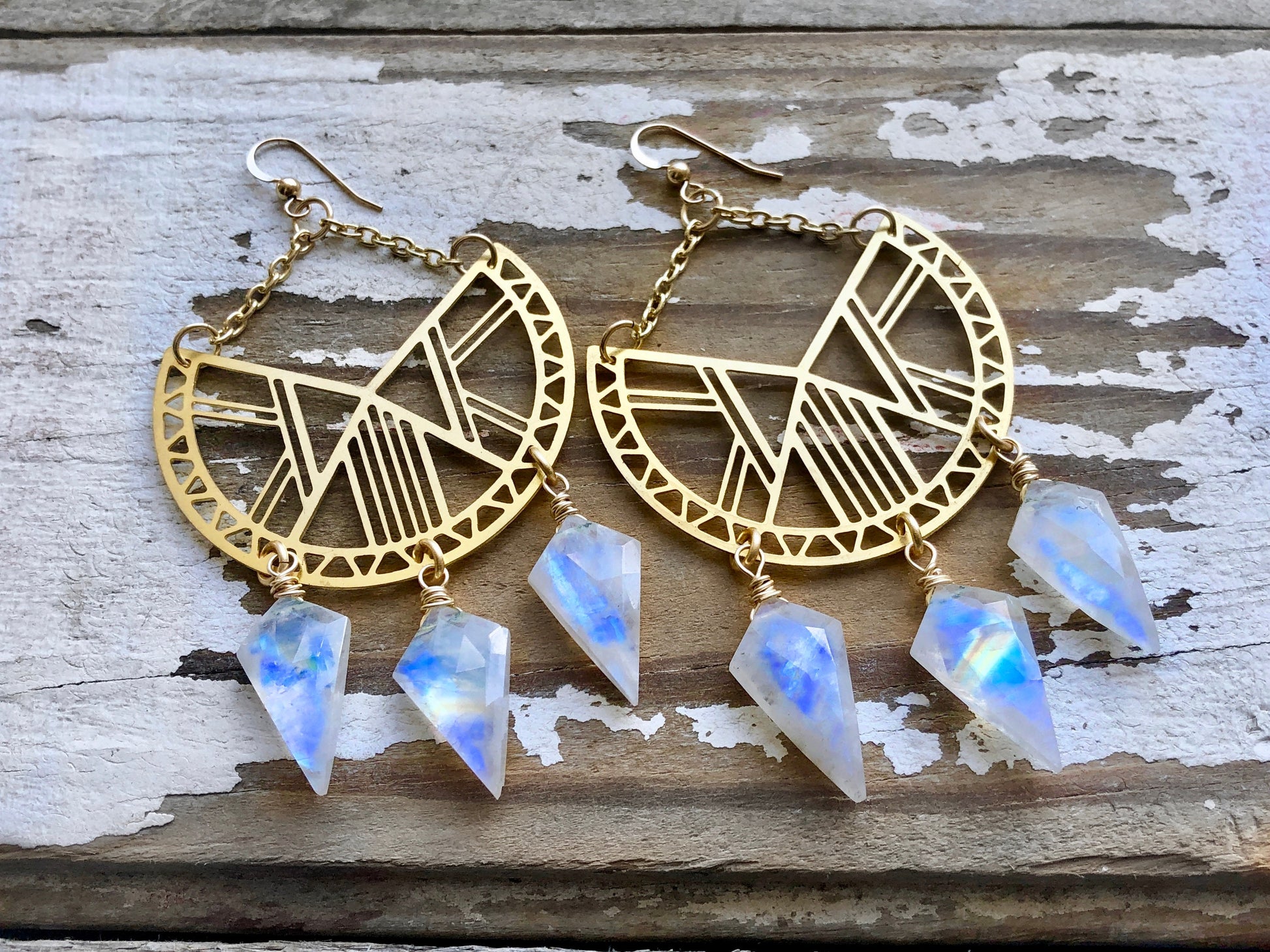 Rainbow moonstone hoop earrings Raw crystal hoop earrings Mandala earrings Moonstone earrings Raw stone Chandelier earrings Crystal point