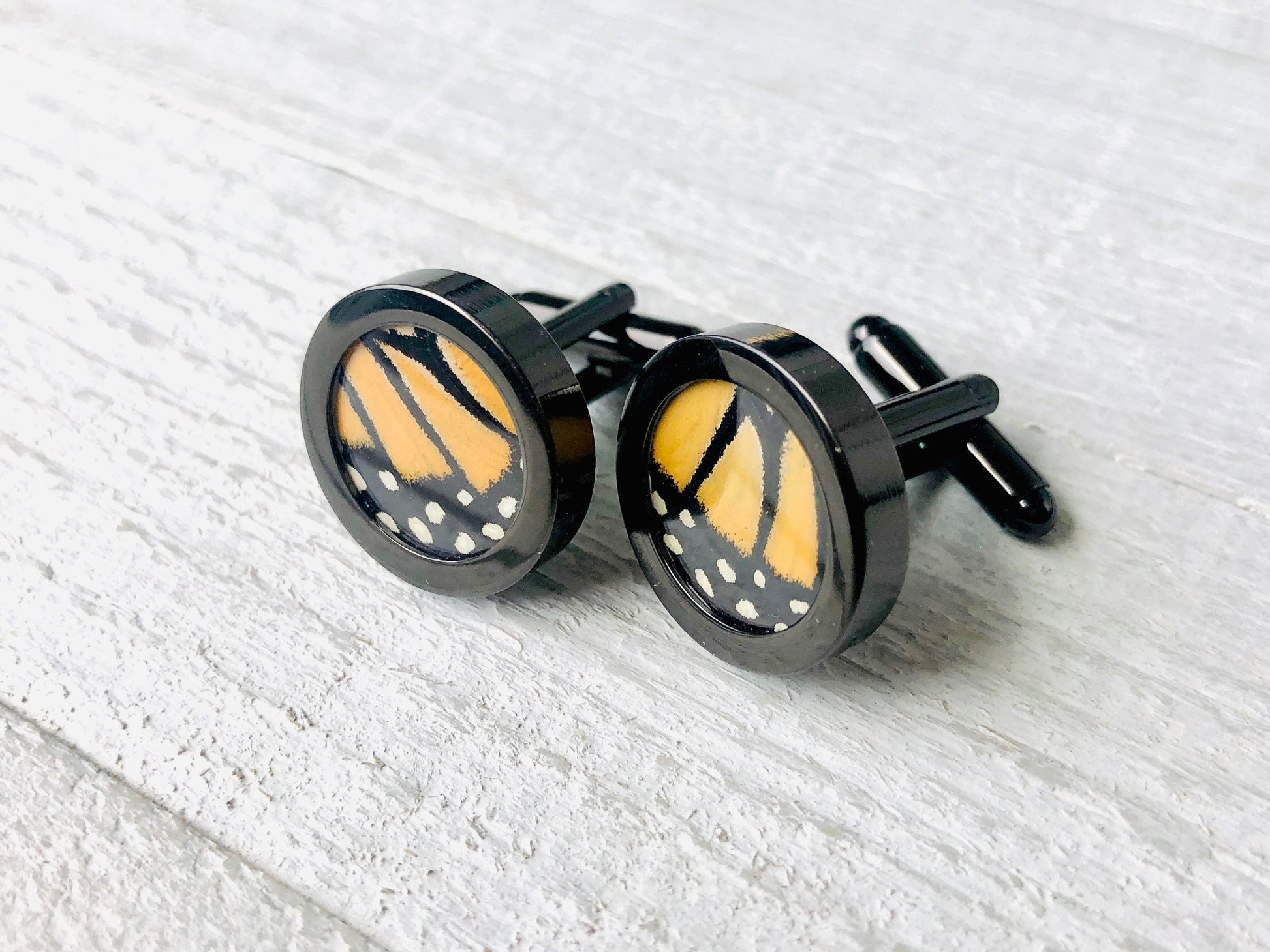 Real Monarch Butterfly cufflinks for wedding Personalized cufflinks for groomsmen Wedding cuff links for groom Father of the bride gift