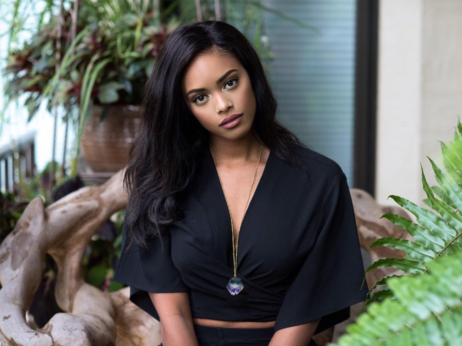 Raw Amethyst necklace Purple druzy necklace Amethyst slice necklace Real amethyst healing crystal necklace gold Amethyst jewelry for women