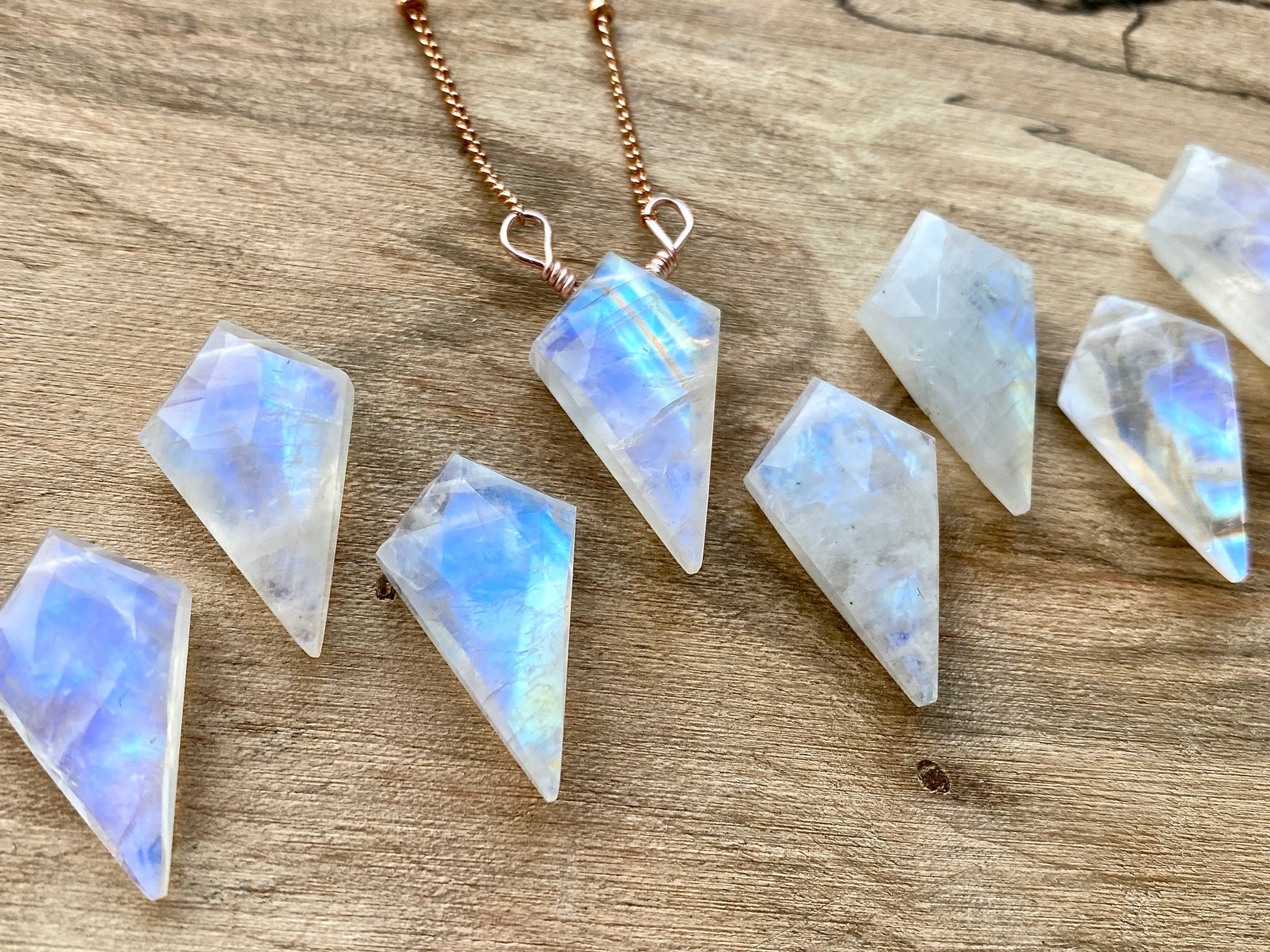 Raw labradorite necklace for women Rainbow labradorite jewelry Blue labradorite point necklace Raw moonstone necklace Rainbow moonstone