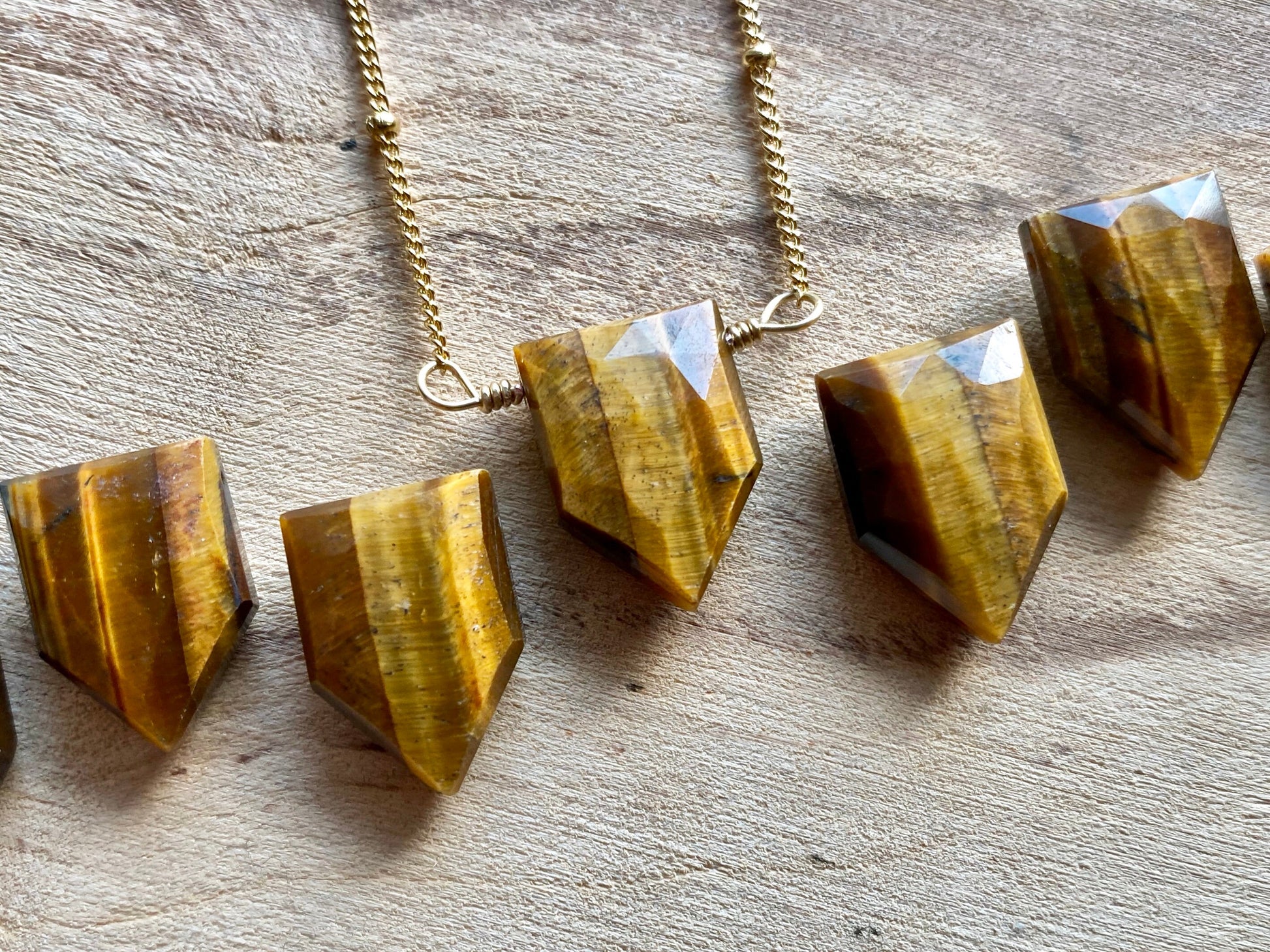 Raw Tigers eye necklace Real tigers eye jewelry Womens Mens Tiger eye necklace Cats eye necklace Tigers eye pendant Tiger eye jewelry