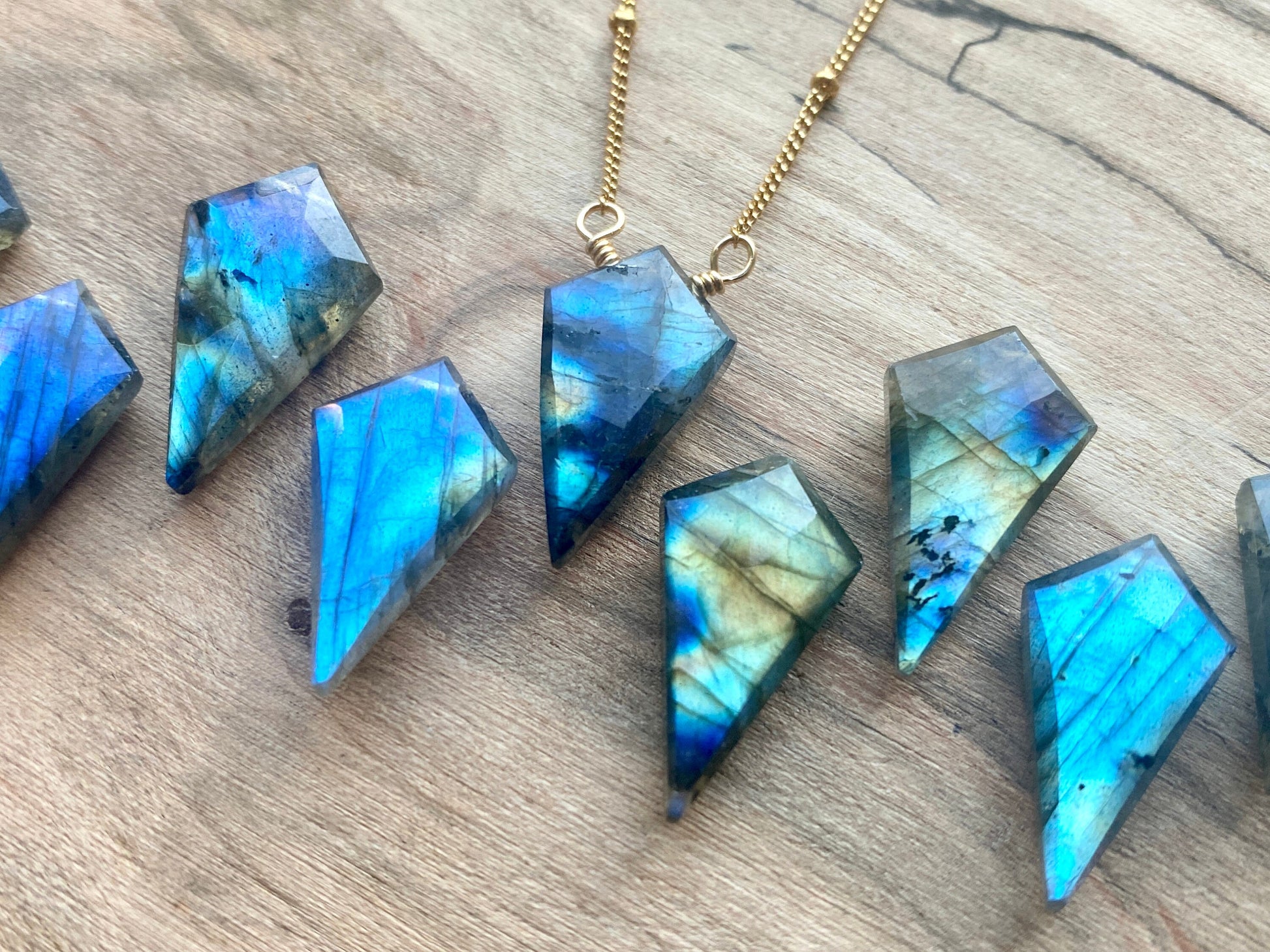 Raw labradorite necklace for women Rainbow labradorite jewelry Blue labradorite point necklace Raw moonstone necklace Rainbow moonstone