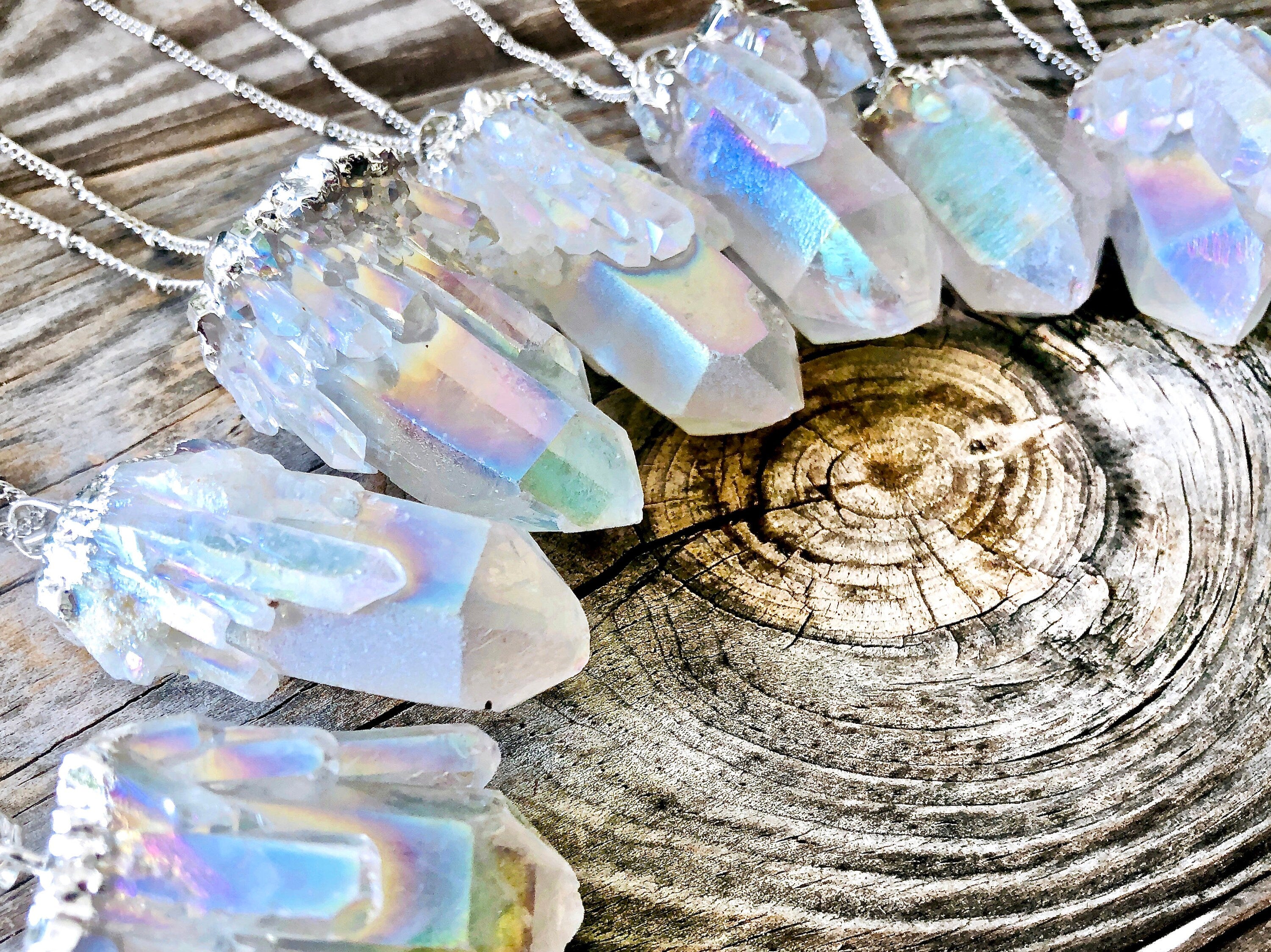 Raw quartz necklace Angel Aura Quartz point necklace Healing crystal necklace Raw crystal necklace Rainbow quartz necklace Crystal point