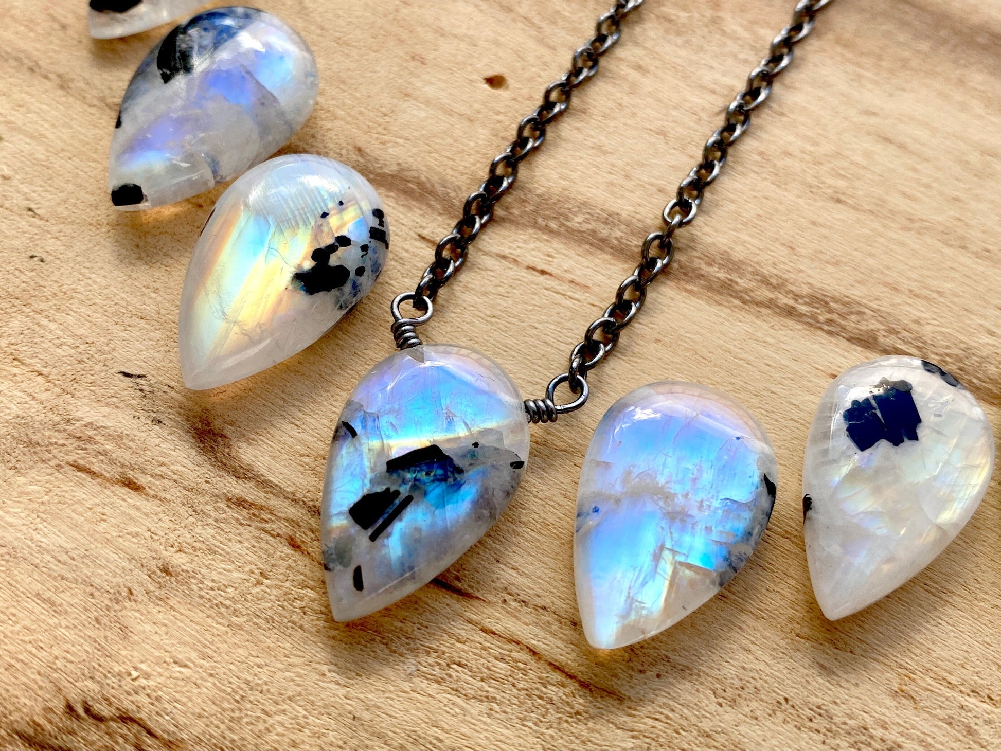 Rainbow labradorite necklace for men women Labrodite necklace Raw stone necklace for men large labradorite pendant Blue labradorite jewelry