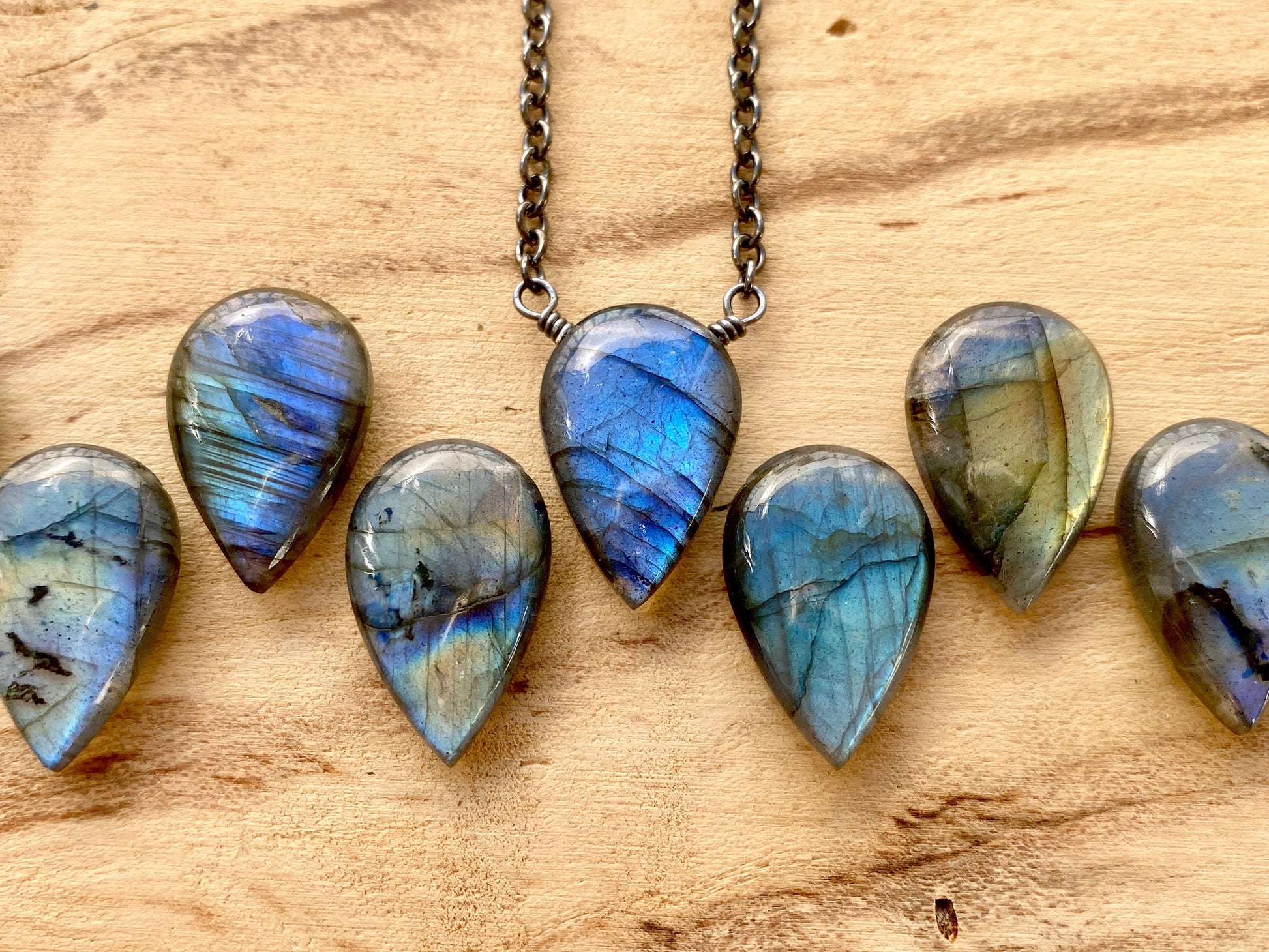 Rainbow moonstone necklace for men women Rainbow labradorite necklace Iridescent stone necklaces Black moonstone necklace Couples gift
