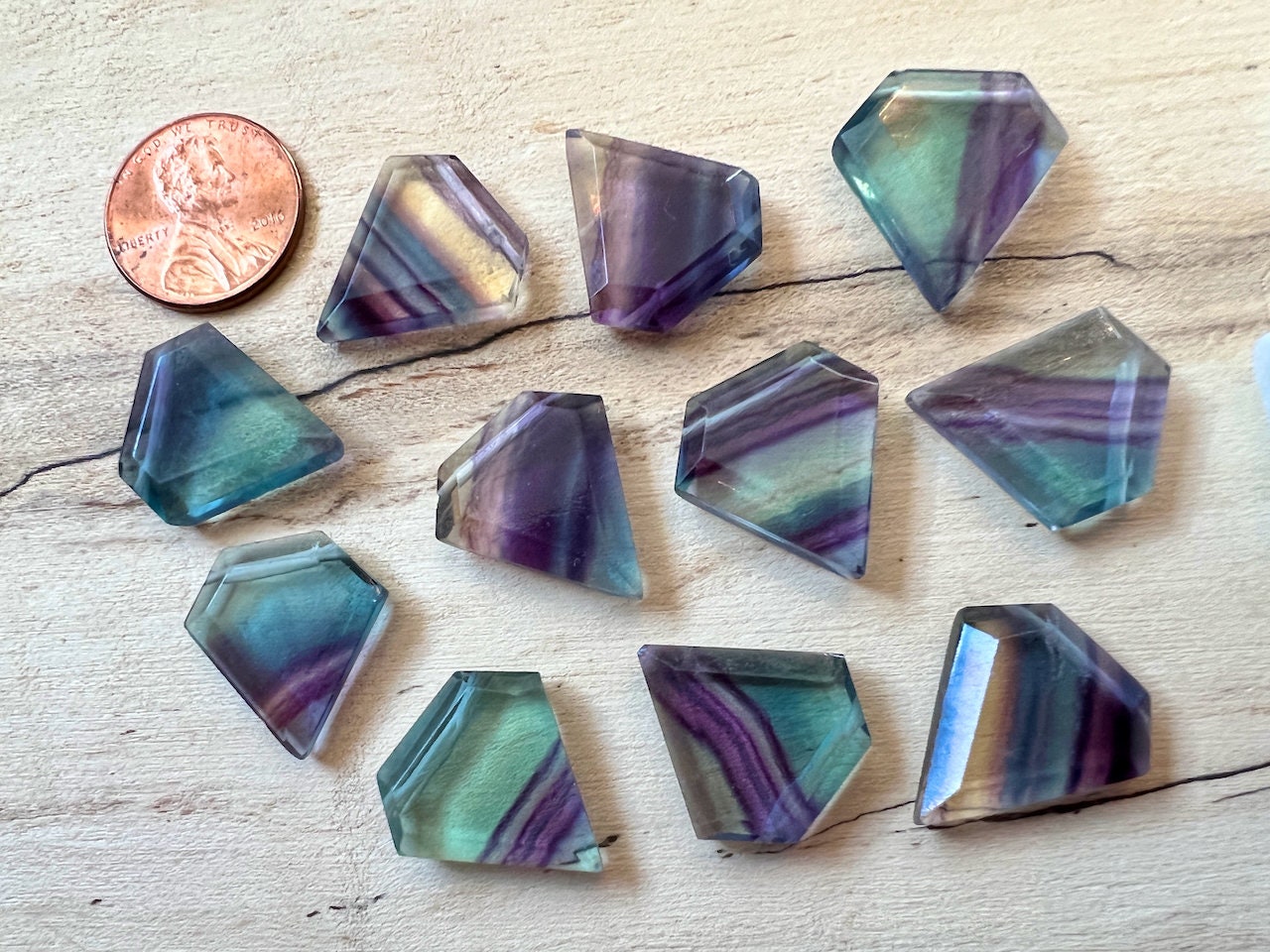 Striped fluorite necklace for women Rainbow fluorite pendulum Crystal shield necklace Raw flurite necklace Rainbow fluorite pendant