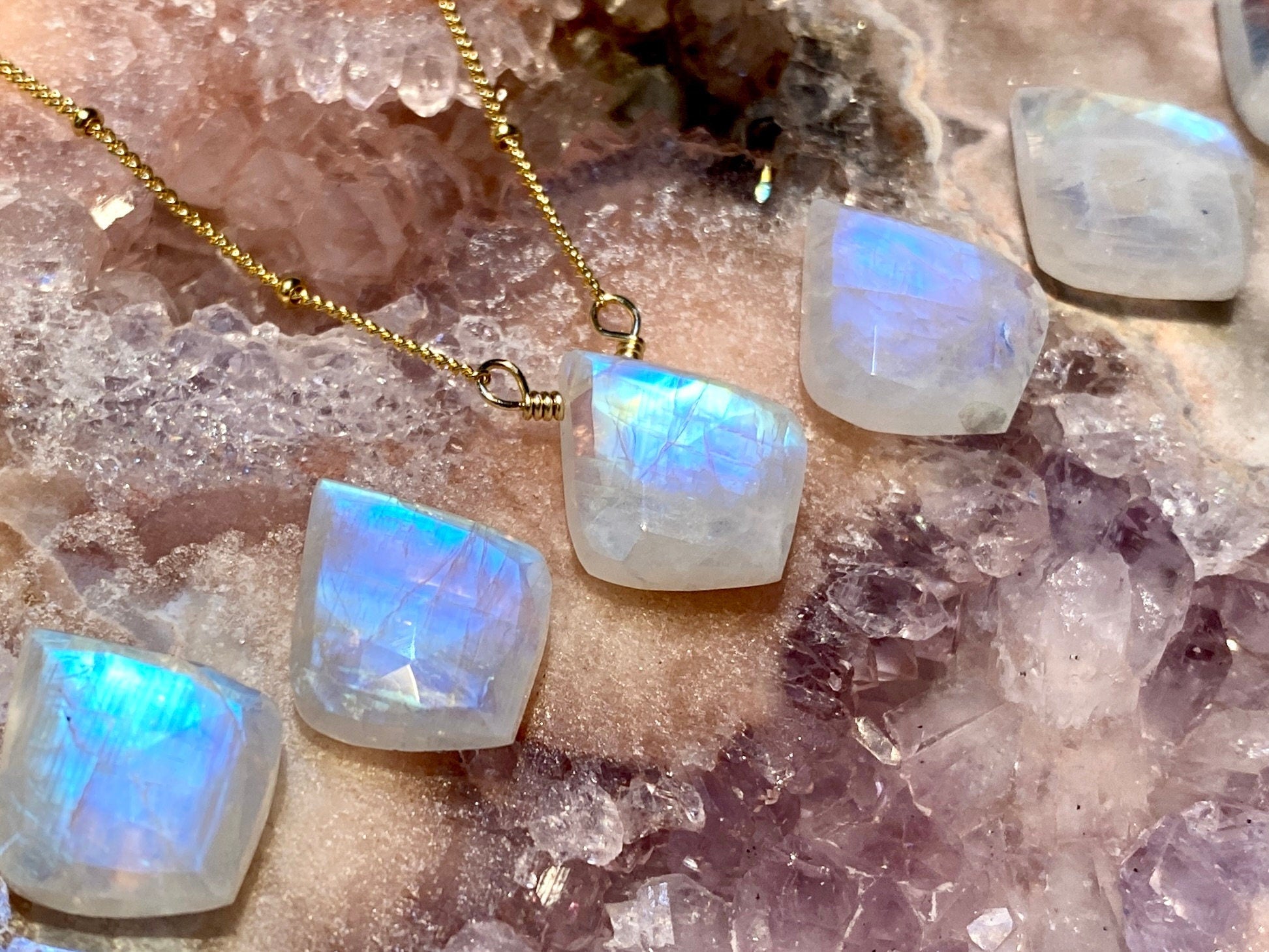 Dainty moonstone necklace rose gold Raw gem necklace Opal moonstone necklace Blue flash moonstone pendant Raw gem jewelry Real moon stone