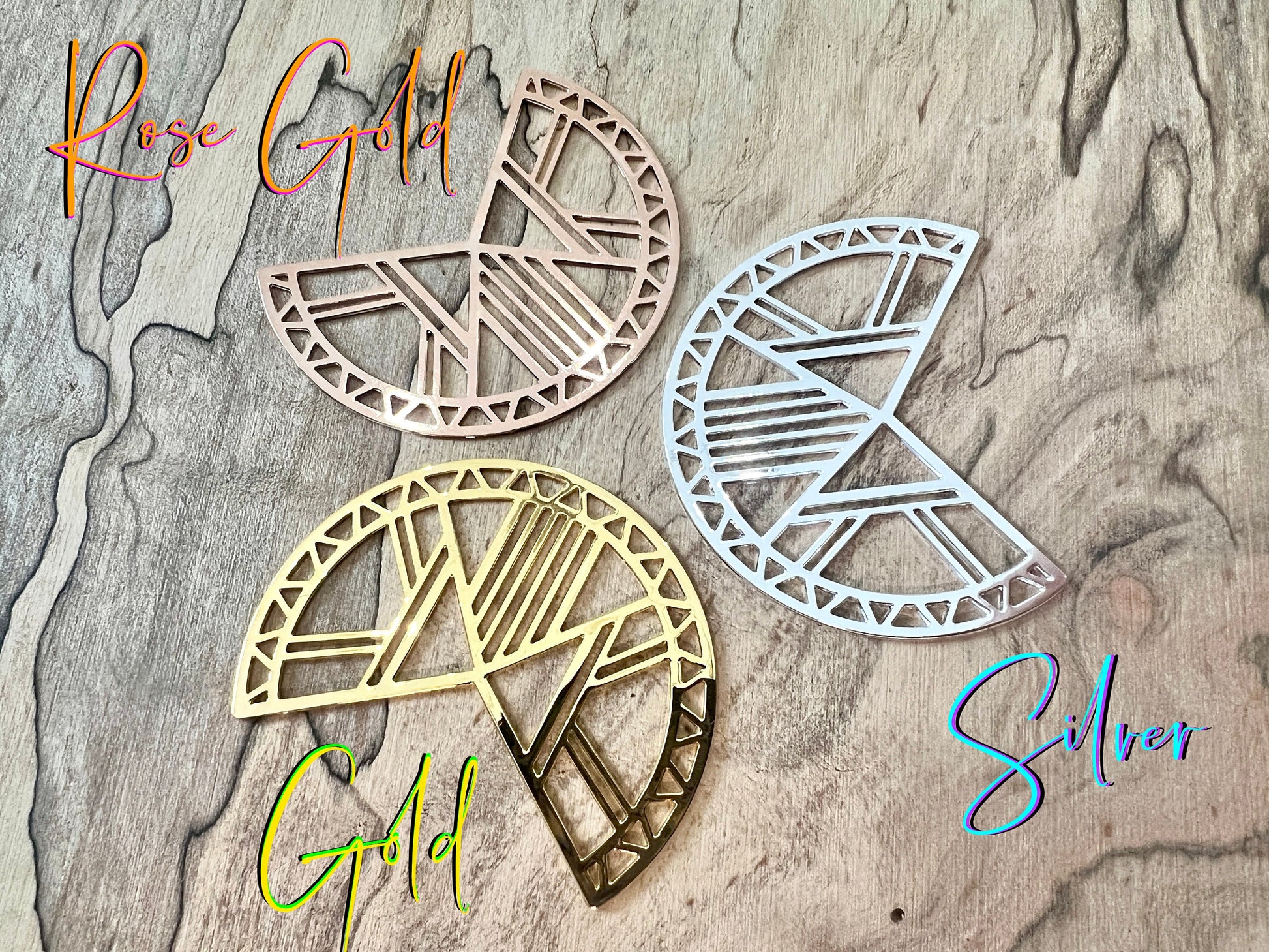 Rainbow moonstone hoop earrings Raw crystal hoop earrings Mandala earrings Moonstone earrings Raw stone Chandelier earrings Crystal point