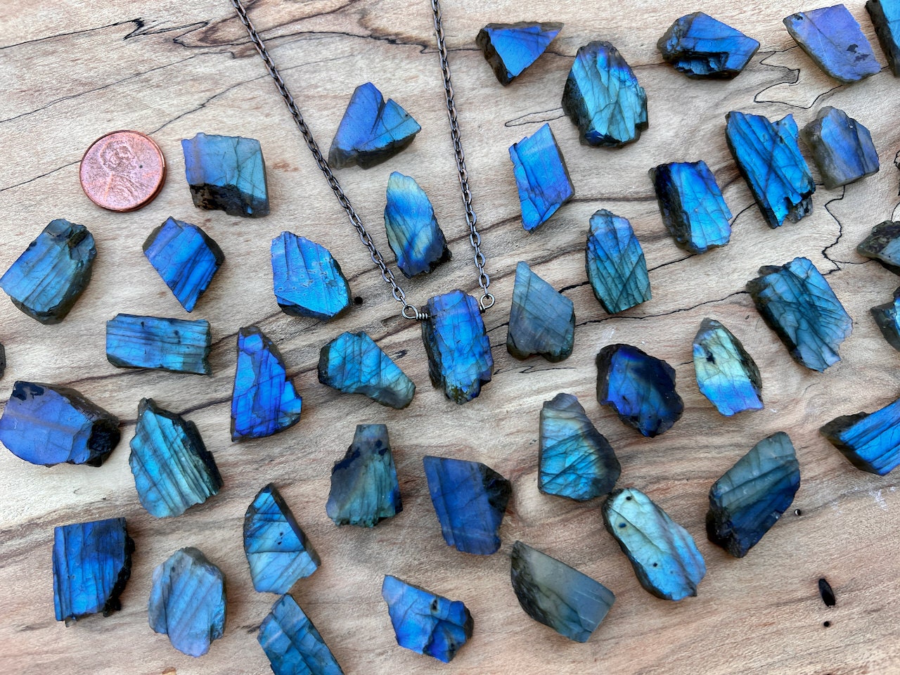 Raw labradorite necklace for men women Raw crystal chunk necklace Rough labradorite necklace Rough crystal necklace Blue labradorite slice