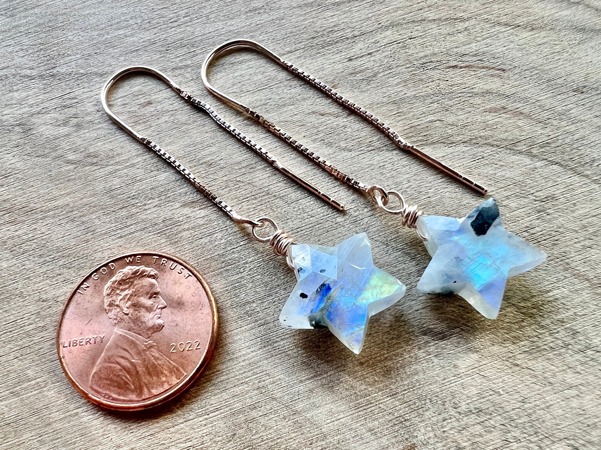 Raw moonstone star earrings Little crystal star earrings Black moonstone earrings Gemstone star earrings silver Rainbow moonstone earrings