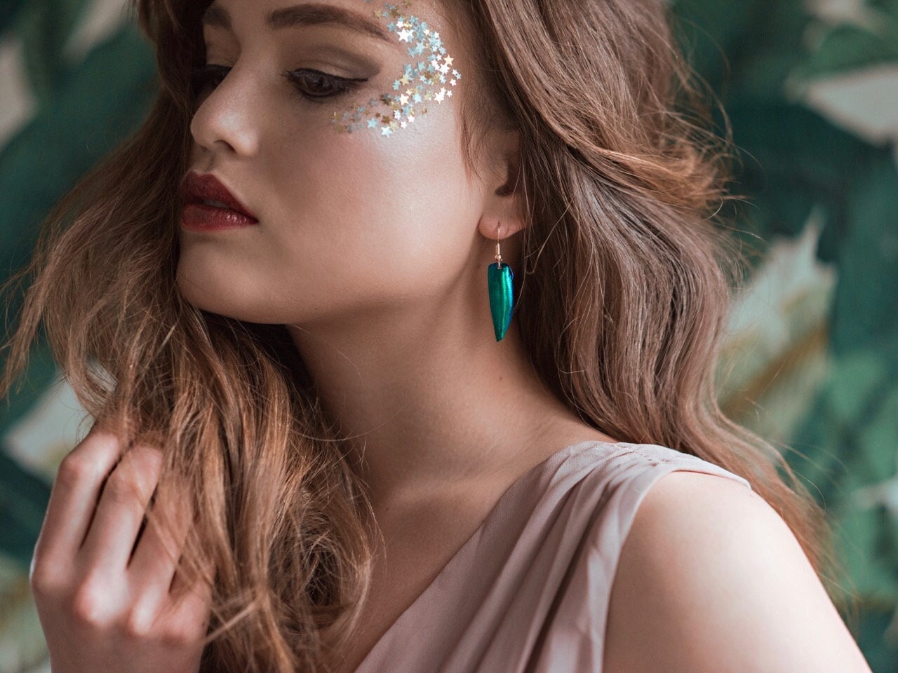 Real jewel beetle earrings Witchy earrings Insect jewelry Bug earrings Witchy jewelry Green beetle wing earrings Real insect jewelry