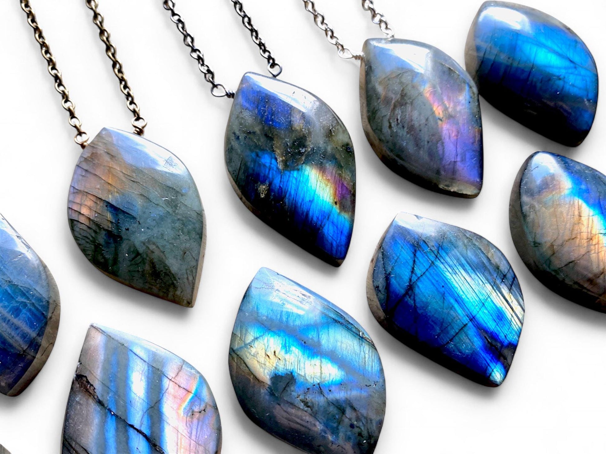 Rainbow labradorite necklace Large stone necklace for men women Blue labradorite palm stone necklace Raw labradorite jewelry Rainbow stone