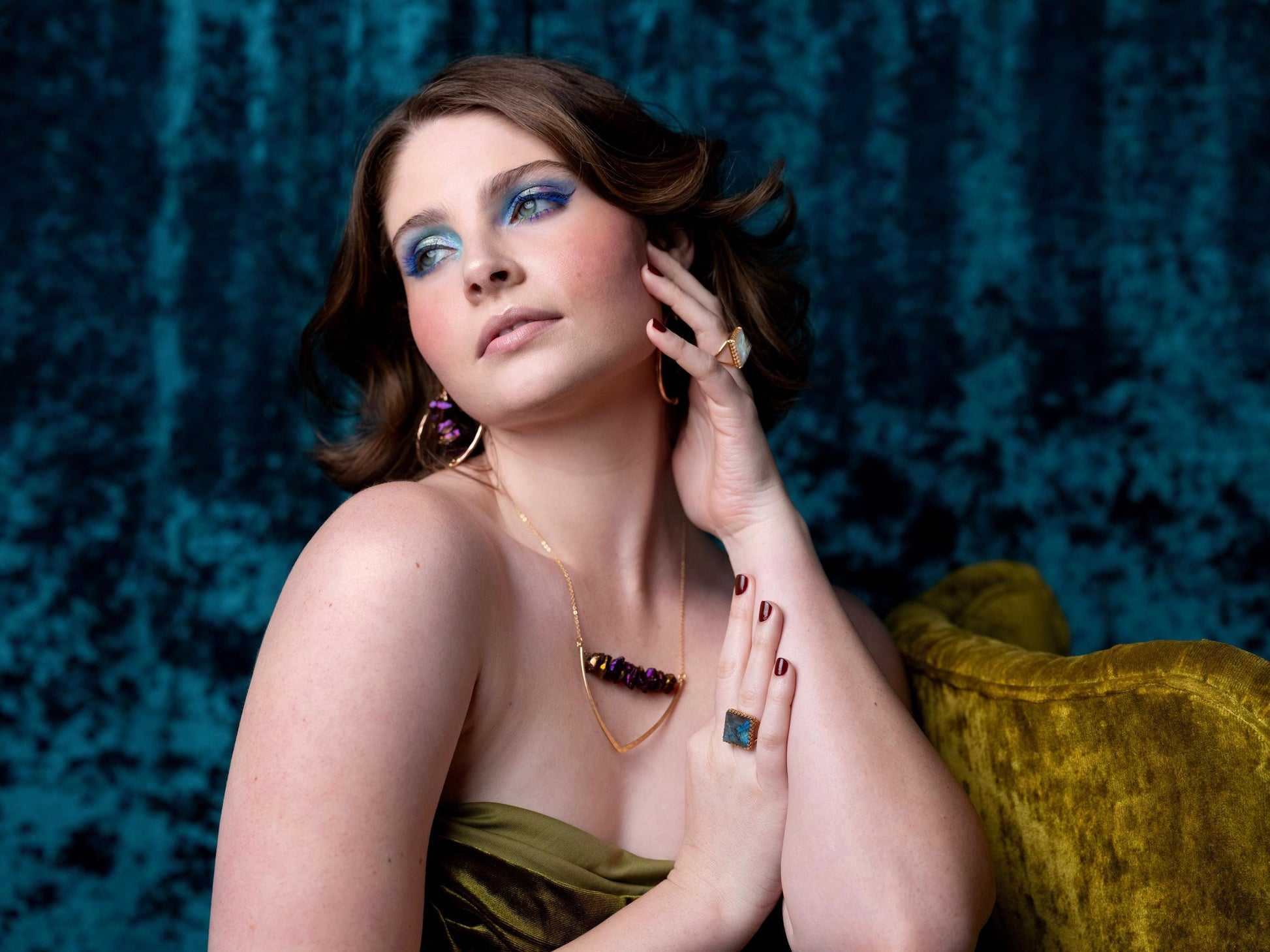 Large crystal ring Raw moonstone ring Big stone statement ring for women Blue labradorite ring Raw gemstone cocktail ring Sterling Silver