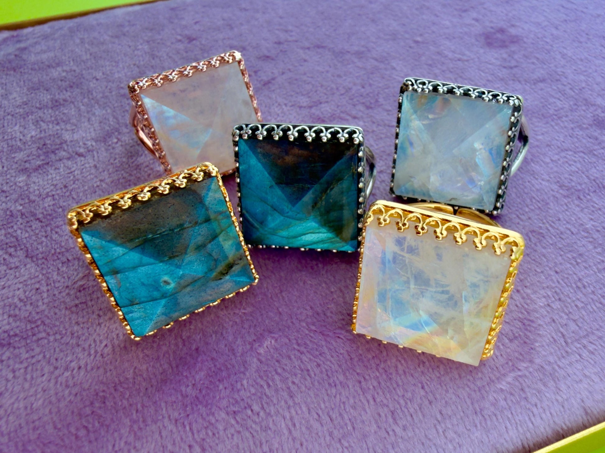 Large crystal ring Raw moonstone ring Big stone statement ring for women Blue labradorite ring Raw gemstone cocktail ring Sterling Silver