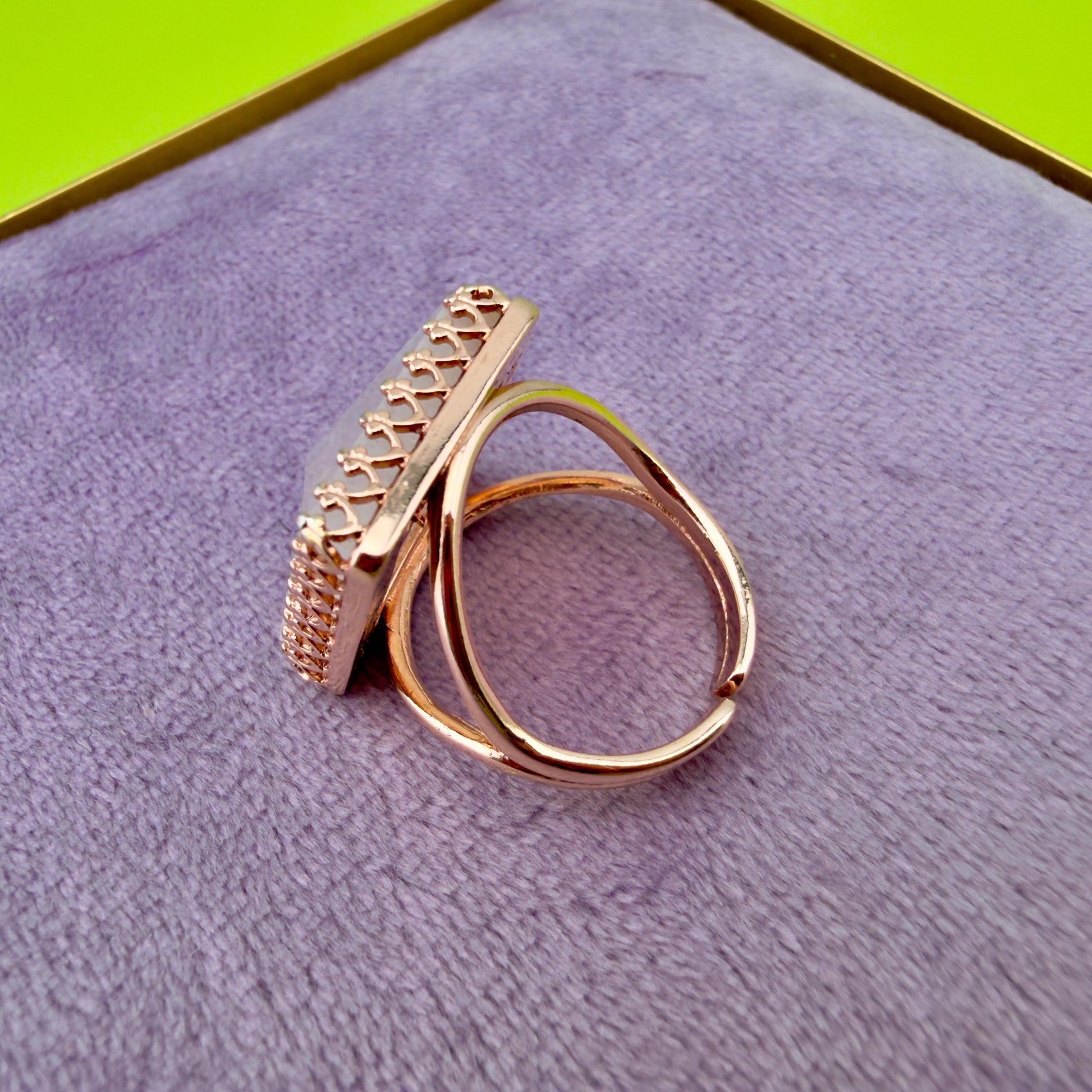 Large crystal ring Raw moonstone ring Big stone statement ring for women Blue labradorite ring Raw gemstone cocktail ring Sterling Silver