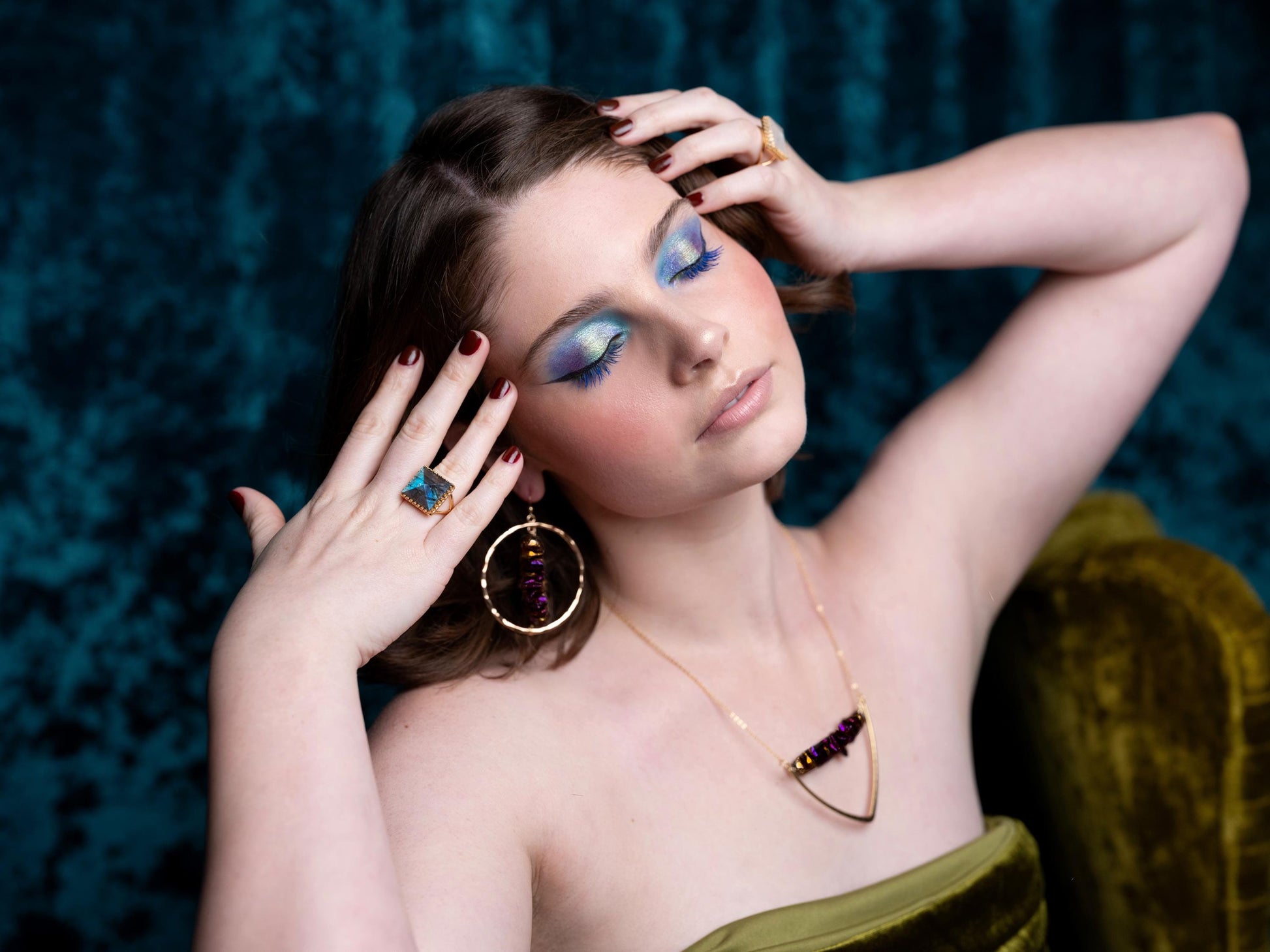 Large crystal ring Raw moonstone ring Big stone statement ring for women Blue labradorite ring Raw gemstone cocktail ring Sterling Silver