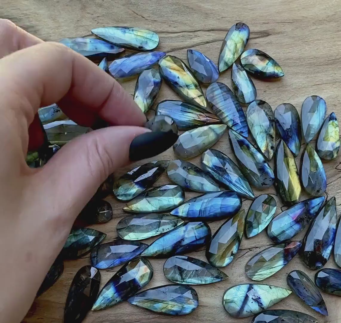 Labradorite necklace Raw stone necklace Large labradorite pendant Natural stone jewelry Raw labradorite Jewelry Stone pendant necklace